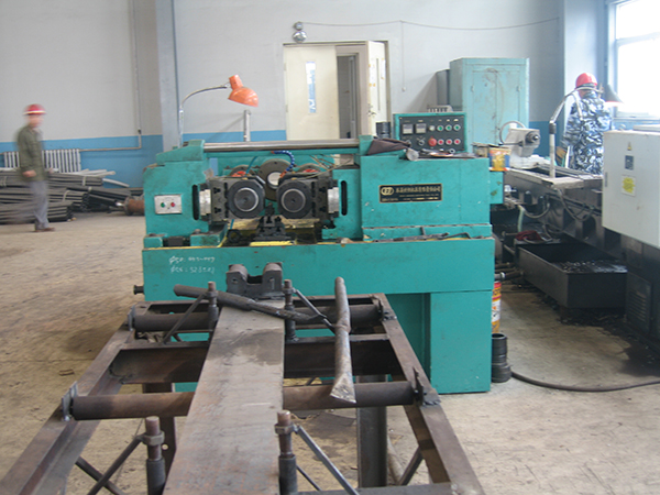 滾絲機 拷貝.jpg